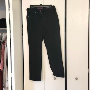 Black jeans size 10 Gloria vanderbilt